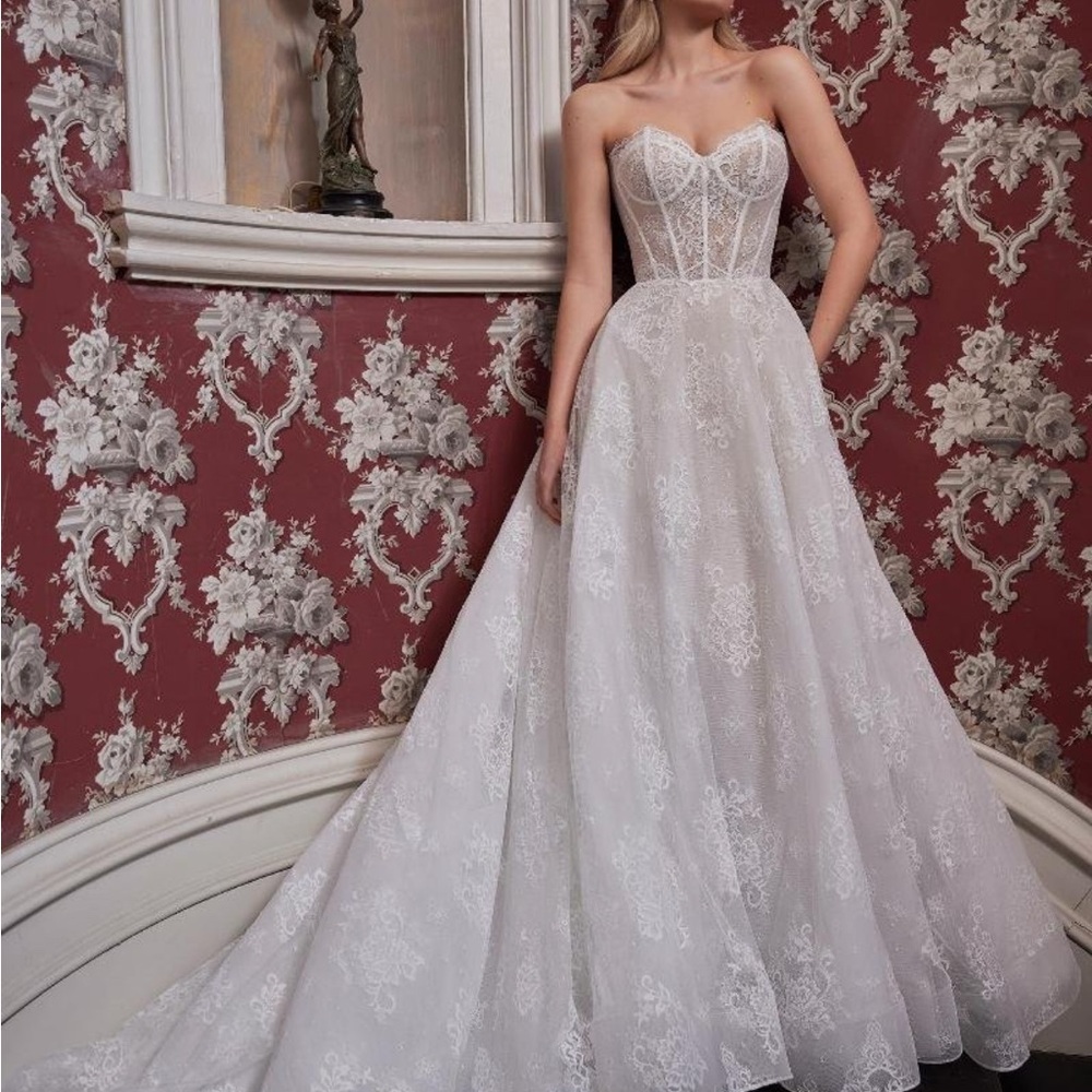 Cala Blanche L'Amour “Rio” Wedding Dress – Size 6 – $2400